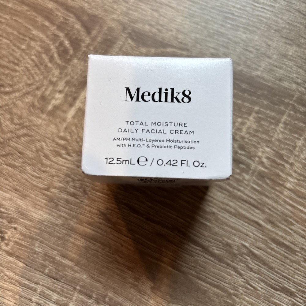 Medik8 Total Moisture Daily Facial Cream HEO/PREBIOTIC/PEPTIDES 0.42 Oz NEW